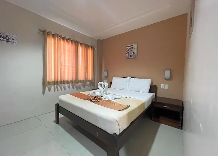 Seabreeze Powered By Cocotel Hotel