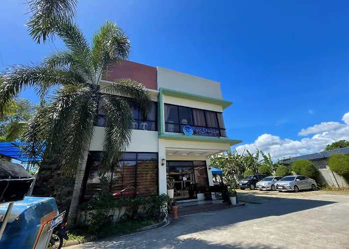 Seabreeze Powered By Cocotel Hotel